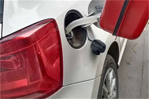 河北24小时救援车收费标准