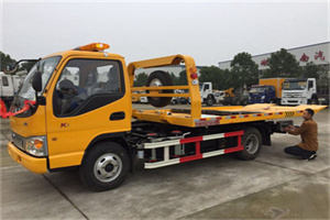 河北哪里有拖车服务